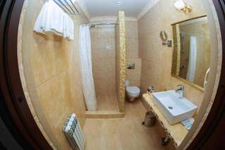 Гостиница Grand Hotel &Spa Maykop Майкоп Двухместный номер Делюкс с 2 отдельными кроватями-4