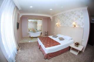 Гостиница Grand Hotel &Spa Maykop Майкоп Люкс-10