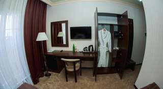 Гостиница Grand Hotel &Spa Maykop Майкоп Двухместный номер Делюкс с 2 отдельными кроватями-5