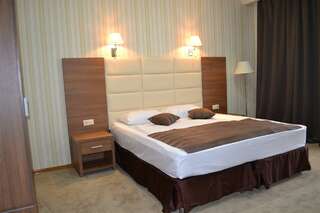 Гостиница Grand Hotel &Spa Maykop Майкоп Стандарт-1